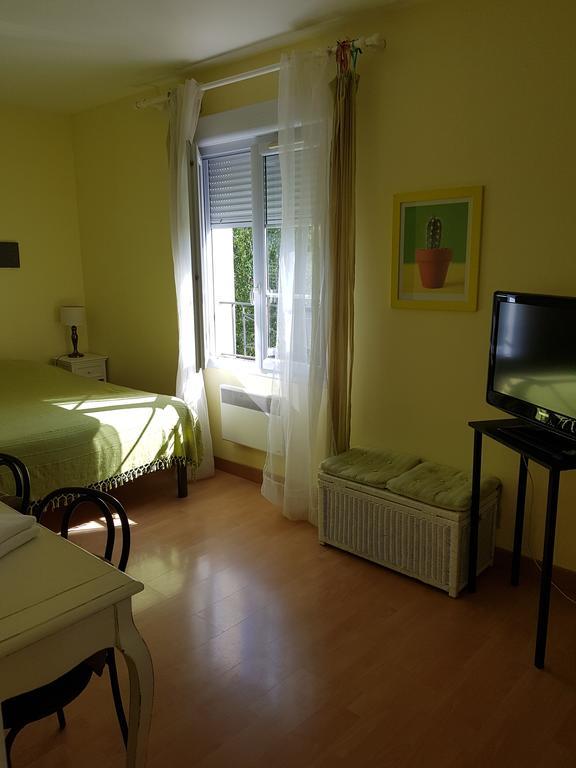 Hotel La Soierie Châteauroux Exterior foto